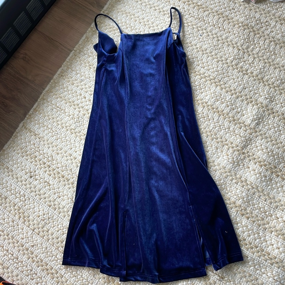 Velvet strappy midi dress